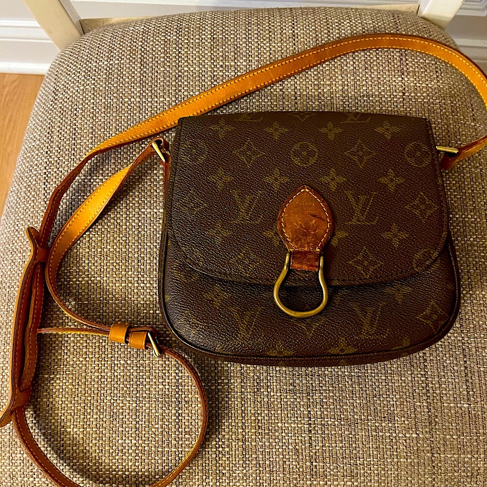 Louis Vuitton ✨ Vintage Saint Cloud Crossbody Bag LV Monogram